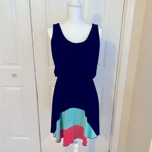 Women’s Large casual dress. Navy, teal and pink. Cinched at the waistline.